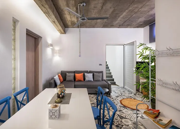 Ab Living Santorini * Εμπορειό